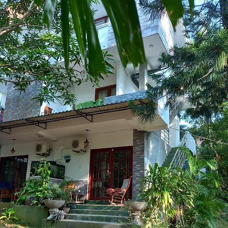 Hotel Navora Hikkaduwa Esterno foto
