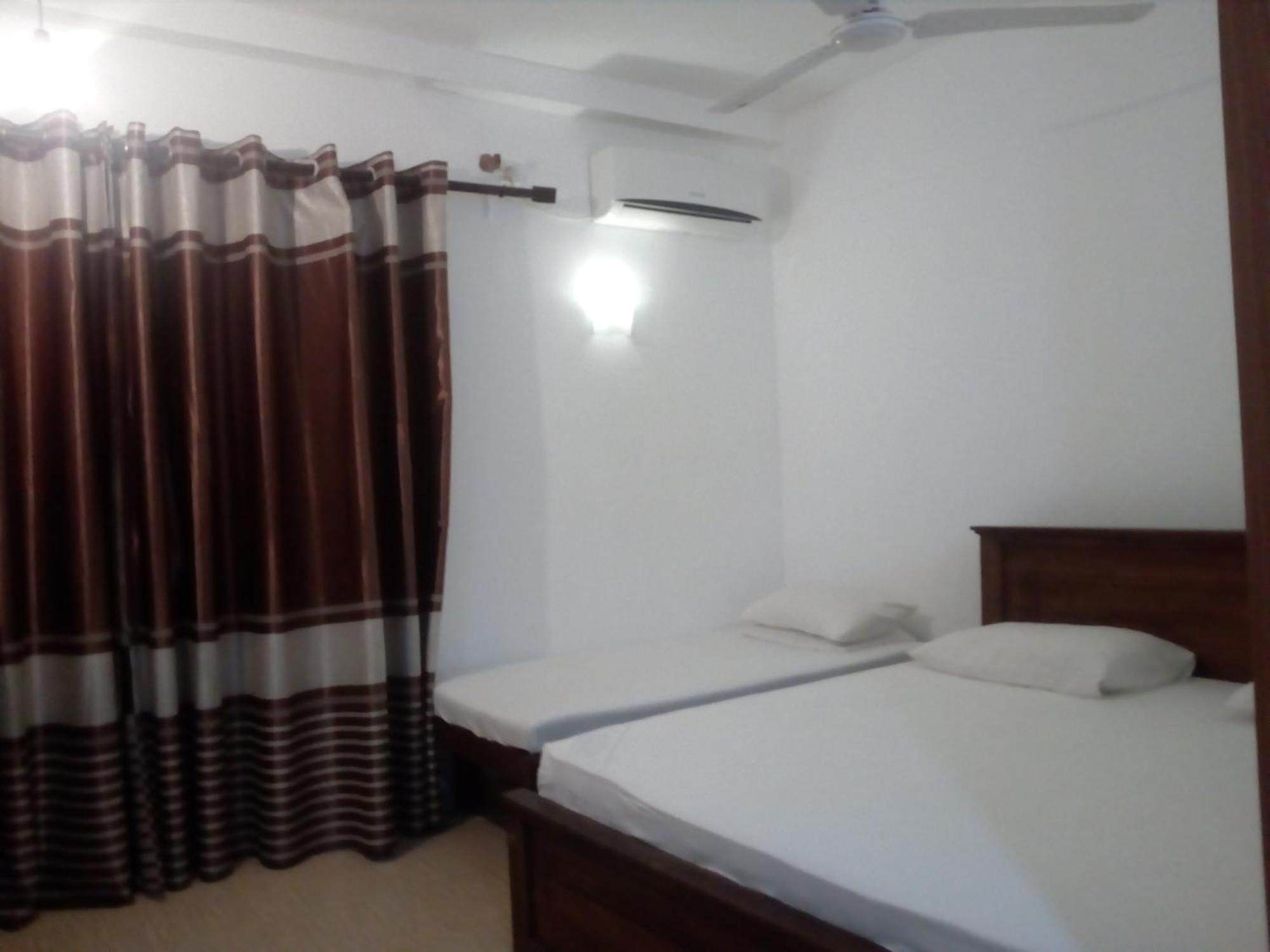 Hotel Navora Hikkaduwa Camera foto