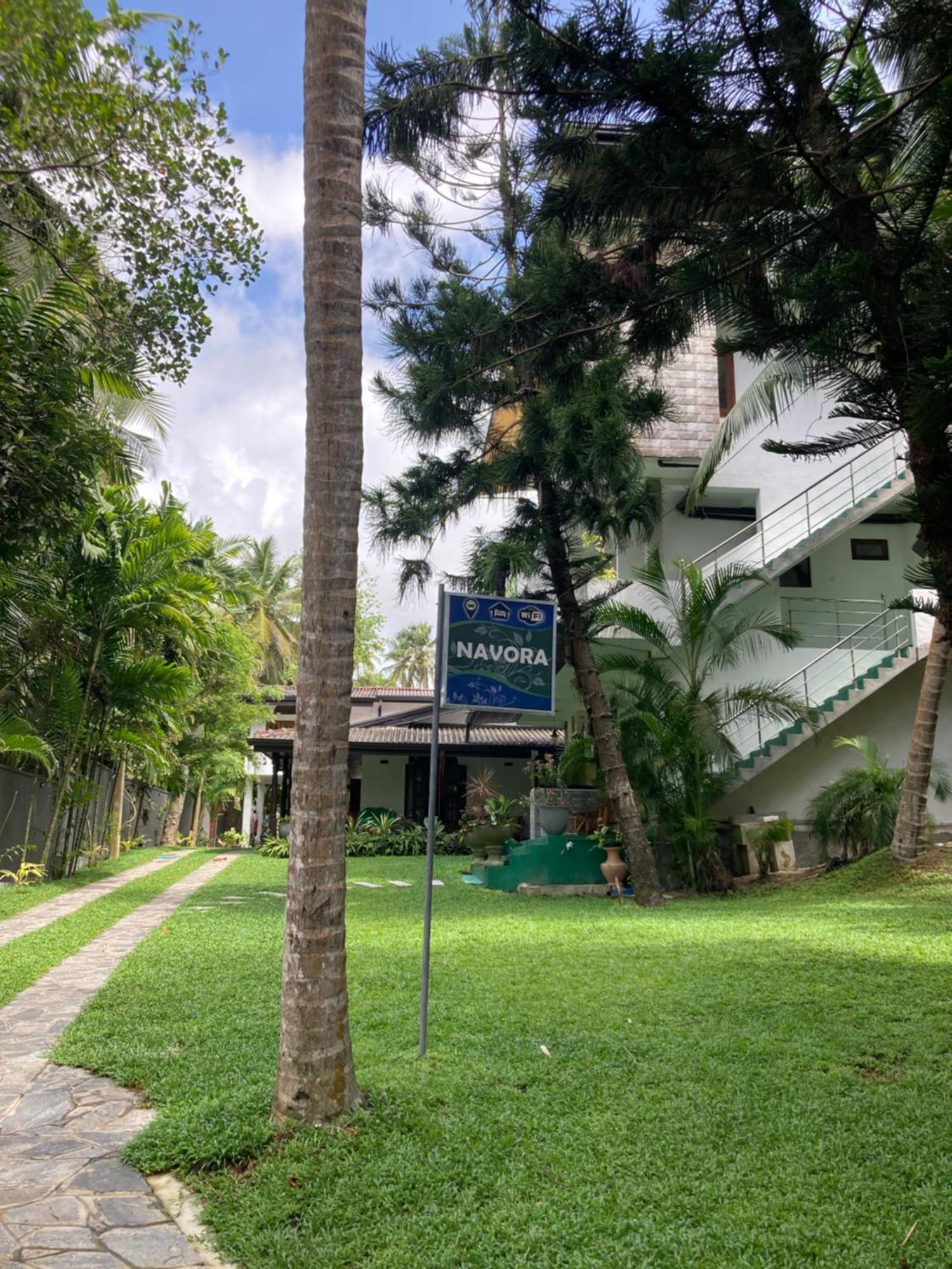 Hotel Navora Hikkaduwa Esterno foto