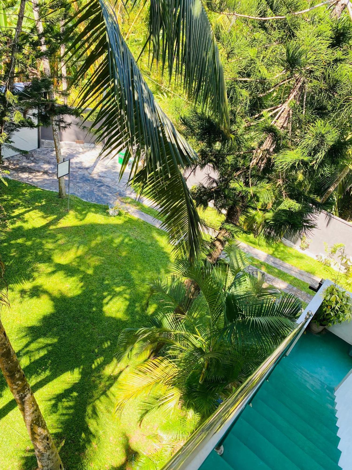 Hotel Navora Hikkaduwa Esterno foto